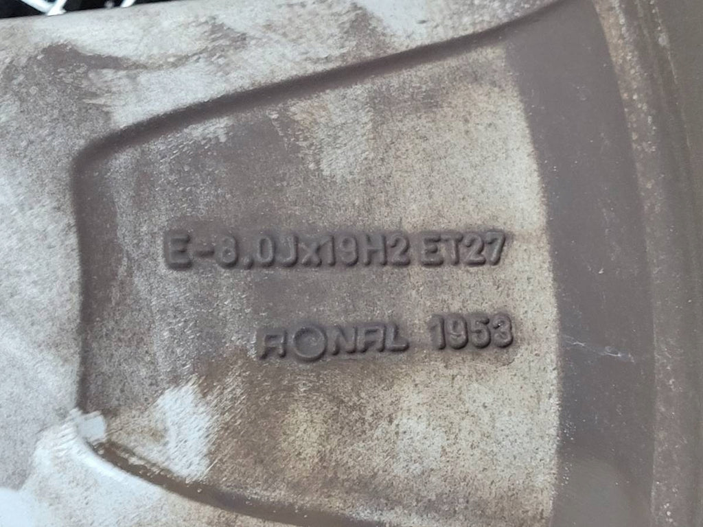 1x Alufelge 19 Zoll 8.0" 5x112 27ET Glanz Silber 8R0601025P Audi Q5 8rb FEL1531148556an