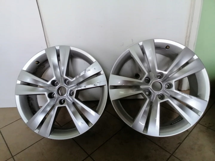 1x Alufelge 18 Zoll 7.0" 5x112 45ET Silber 57A601025E Skoda Karoq Rim Wheel FEL4471378092lq