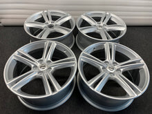 Laden Sie das Bild in den Galerie-Viewer, 4x Alufelge 18 Zoll 8.0" 5x108 42ET Glanz Schwarz Volvo V60 S60 Rim Wheel FEL9968053541sz