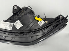 Laden Sie das Bild in den Galerie-Viewer, Frontscheinwerfer BMW 5A798D7 Full LED Links Scheinwerfer Headlight SCH9446656834eg