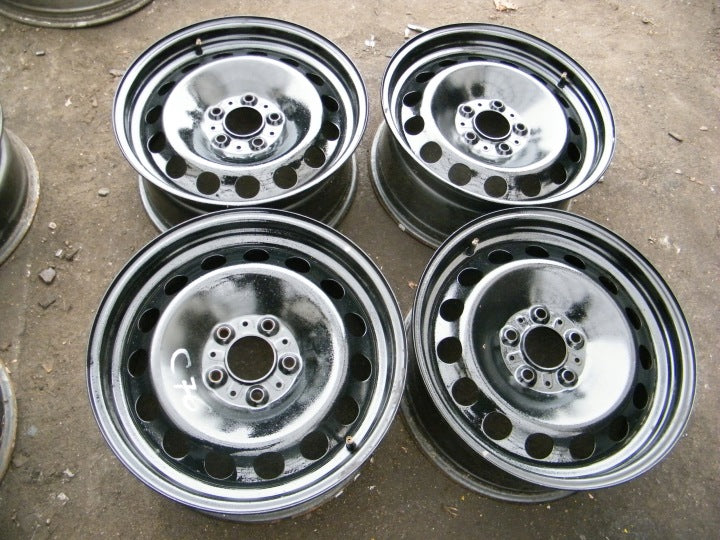 4x Alufelge 17 Zoll 8.0" 5x120 34ET BMW 1 E88 E81 E82 E87 Rim Wheel FEL5616728160mo