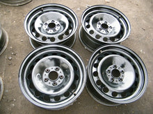 Load image into Gallery viewer, 4x Alufelge 17 Zoll 8.0" 5x120 34ET BMW 1 E88 E81 E82 E87 Rim Wheel FEL5616728160mo