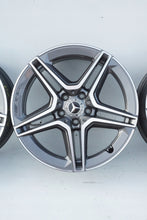 Load image into Gallery viewer, 4x Alufelge 18 Zoll 7.5&quot; 5x112 44ET Glanz Schwarz A2054019500 Mercedes-Benz W205