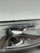 Load image into Gallery viewer, Frontscheinwerfer Nissan Juke F15 Links Scheinwerfer Headlight SCH8469701295zo