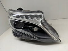Laden Sie das Bild in den Galerie-Viewer, Frontscheinwerfer Mercedes-Benz Vito W447 A4479069800 LED Rechts Headlight SCH8204912424yu