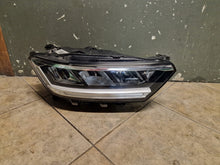 Laden Sie das Bild in den Galerie-Viewer, Frontscheinwerfer VW T-Roc 2GA941006F Rechts Scheinwerfer Headlight