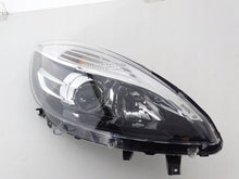 Laden Sie das Bild in den Galerie-Viewer, Frontscheinwerfer Renault Scenic 260106928R Rechts Scheinwerfer Headlight SCH9932394232ox