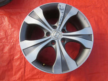 Laden Sie das Bild in den Galerie-Viewer, 1x Alufelge 18 Zoll 7.0" 4x114.3 50ET Honda Crv Iv Rim Wheel FEL4401396121zg
