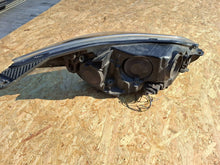 Laden Sie das Bild in den Galerie-Viewer, Frontscheinwerfer Ford Focus BM51-13W030 Links Scheinwerfer Headlight SCH7561456364jg