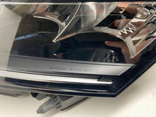 Laden Sie das Bild in den Galerie-Viewer, Frontscheinwerfer Skoda Octavia I 5E4941009 LED Links Scheinwerfer Headlight SCH3576778882ph