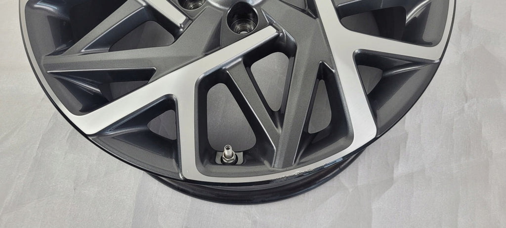 1x Alufelge 18 Zoll 7.5" 5x114.3 50ET 52910-CM300 Hyundai Kona Rim Wheel FEL7065007255lz