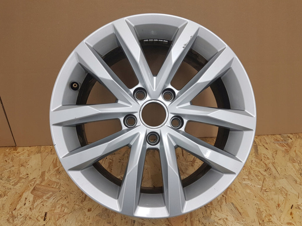 1x Alufelge 16 Zoll 6.5" 5x112 41ET 3G0601025BM VW Passat B8 Rim Wheel