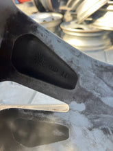 Laden Sie das Bild in den Galerie-Viewer, 1x Alufelge 18 Zoll 7.0" 5x114.3 45ET 9965787080 Mazda Cx30 Cx-30 Rim Wheel FEL1853030786up