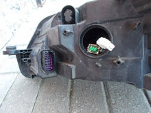 Laden Sie das Bild in den Galerie-Viewer, Frontscheinwerfer Skoda Superb III 3V1941016B Xenon Rechts Headlight