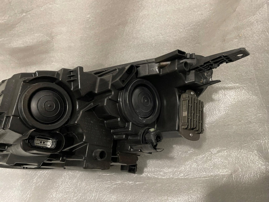 Frontscheinwerfer Ford Kuga LV4B-13W029-AG 90187826 Rechts Headlight SCH6634286016yy