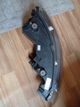 Laden Sie das Bild in den Galerie-Viewer, Frontscheinwerfer Audi A1 8X0941003 Links Scheinwerfer Headlight SCH9371475478ho