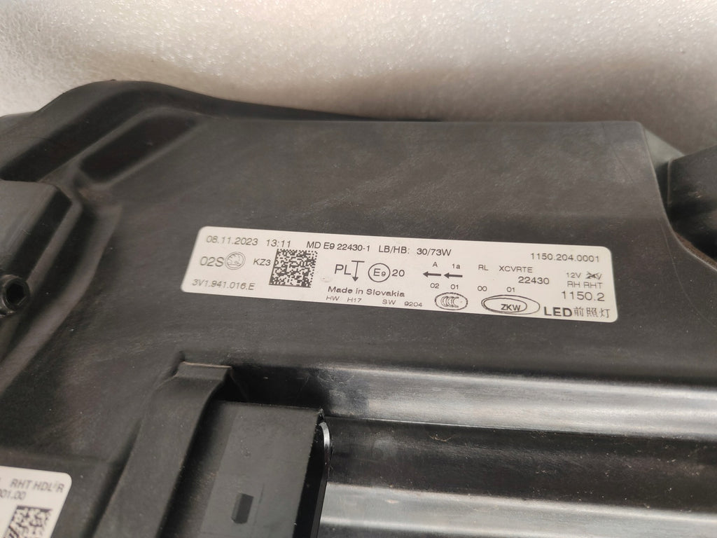 Frontscheinwerfer Skoda Superb III 3V1941016E Full LED Rechts Headlight