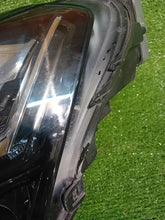 Laden Sie das Bild in den Galerie-Viewer, Frontscheinwerfer Skoda Superb III 3V1941015E Links Scheinwerfer Headlight SCH1995191279zl