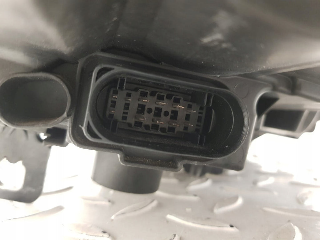 Frontscheinwerfer Audi A3 8V0941005E Xenon Ein Stück (Rechts oder Links)