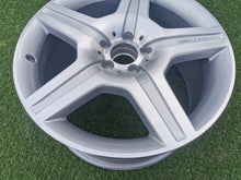 Laden Sie das Bild in den Galerie-Viewer, 1x Alufelge 19 Zoll 9.5" 5x112 46ET Glanz Silber A1644011902 Mercedes-Benz Amg FEL4796166329qe