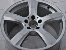 Load image into Gallery viewer, 1x Alufelge 18 Zoll 9.5&quot; 5x112 48ET A2184010702 Mercedes-Benz Cls Rim Wheel