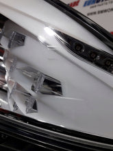 Load image into Gallery viewer, Frontscheinwerfer BMW F11 F10 7271907-09 Xenon Links Scheinwerfer Headlight SCH1313003175he