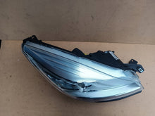 Laden Sie das Bild in den Galerie-Viewer, Frontscheinwerfer Ford Kuga CV44-13D154-AK 90021743 LED Rechts Headlight