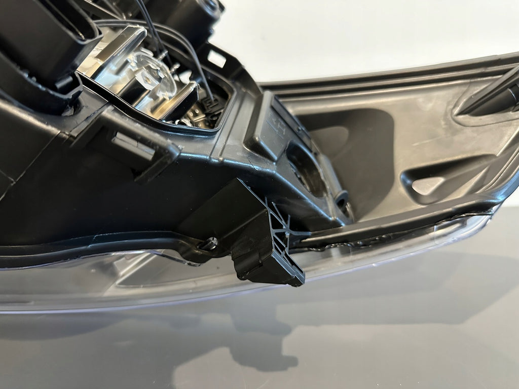 Frontscheinwerfer Ford Mondeo 7S71-13100-EF Rechts Scheinwerfer Headlight SCH8721515217ui