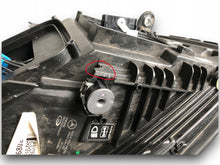 Laden Sie das Bild in den Galerie-Viewer, Frontscheinwerfer Mercedes-Benz A2549066802 LED Rechts Scheinwerfer Headlight SCH5603062365ay