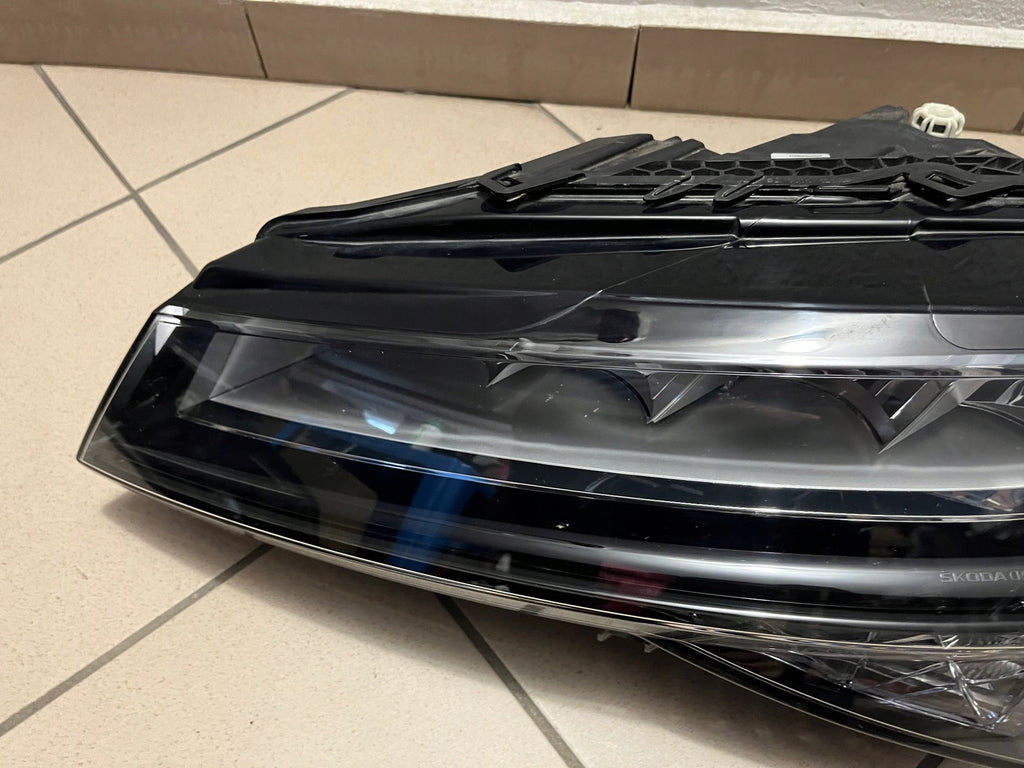 Frontscheinwerfer Skoda Superb III 3V1941015C Links Scheinwerfer Headlight