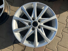 Laden Sie das Bild in den Galerie-Viewer, 1x Alufelge 17 Zoll 7.0&quot; 5x114.3 Toyota Rim Wheel