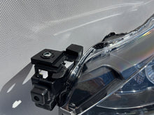 Laden Sie das Bild in den Galerie-Viewer, Frontscheinwerfer Mazda 2 D43N-51040 LED Links Scheinwerfer Headlight