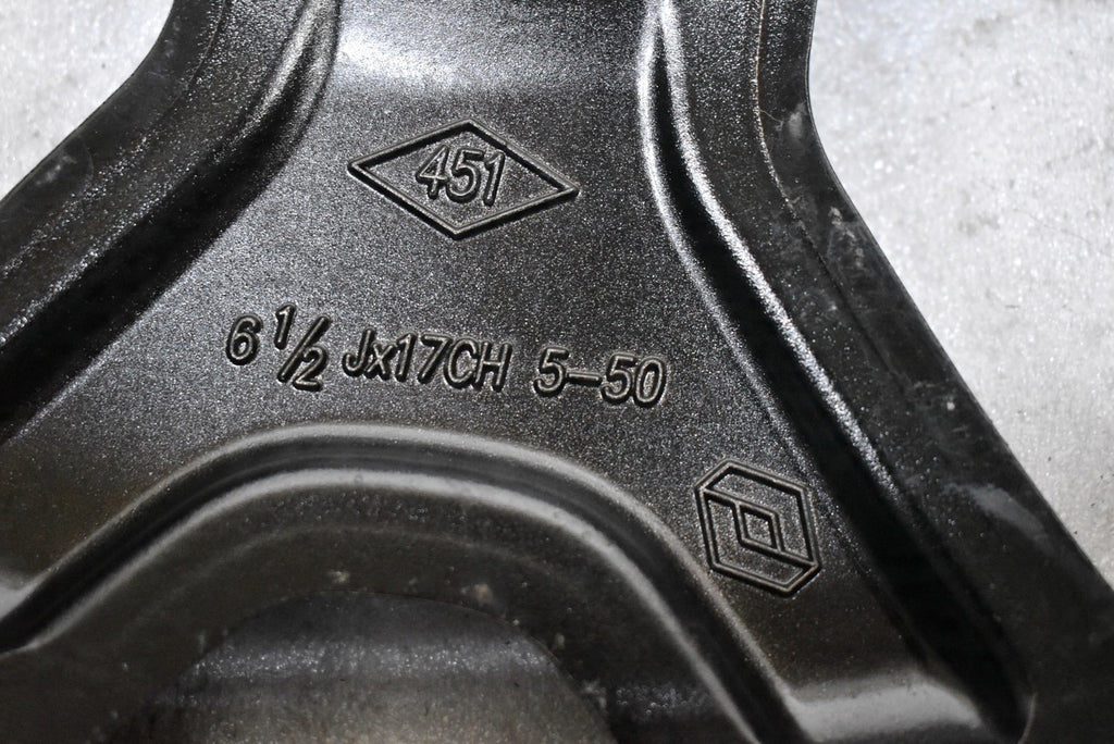 1x Alufelge 17 Zoll 6.5" 5x114.3 50ET 403004100R 403003711R Dacia Duster