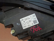 Load image into Gallery viewer, Frontscheinwerfer Renault Captur 260601693 Links Scheinwerfer Headlight SCH4092956167id