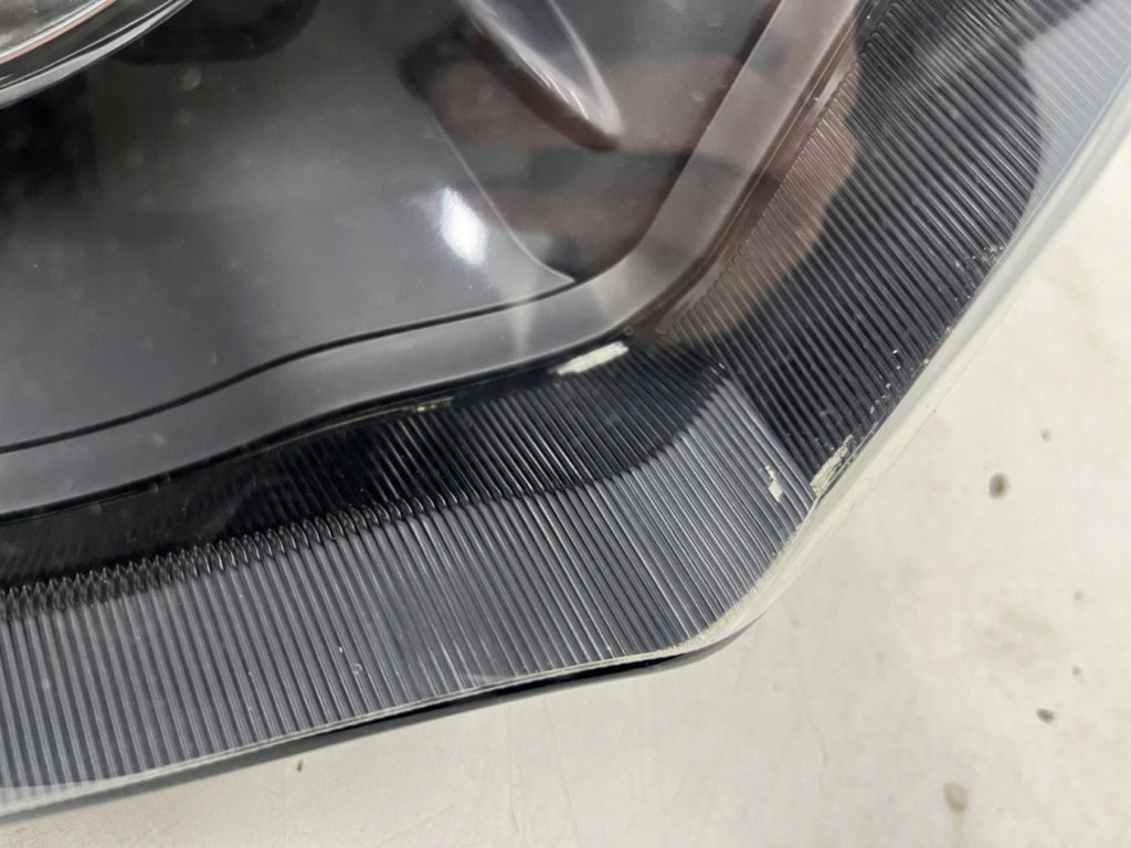 Frontscheinwerfer Mitsubishi L200 8301B462 Rechts Scheinwerfer Headlight SCH9852713772jt