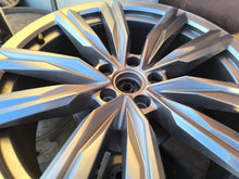 Load image into Gallery viewer, 1x Alufelge 20 Zoll 8.0" 5x112 41ET Glanz Graphit 5NN601025H VW Tiguan Rim Wheel FEL2337649180xi