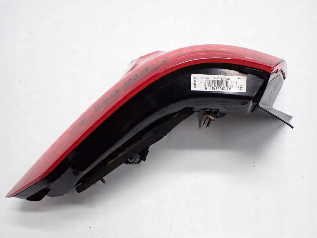 Rückleuchte Mercedes-Benz W212 S212 A2129066701 Rechts Rearlight