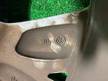 Load image into Gallery viewer, 1x Alufelge 17 Zoll 7.5" 5x112 51ET 5H0601025BE VW Golf Viii Rim Wheel FEL9465583185xj