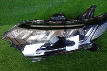 Laden Sie das Bild in den Galerie-Viewer, Frontscheinwerfer Mitsubishi Outlander III 8301D3-31 FALSE Headlight SCH8386861886pq