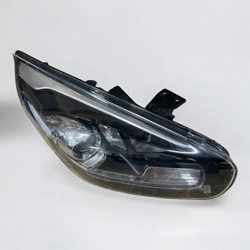 Frontscheinwerfer Kia Carens IV Xenon Rechts Scheinwerfer Headlight