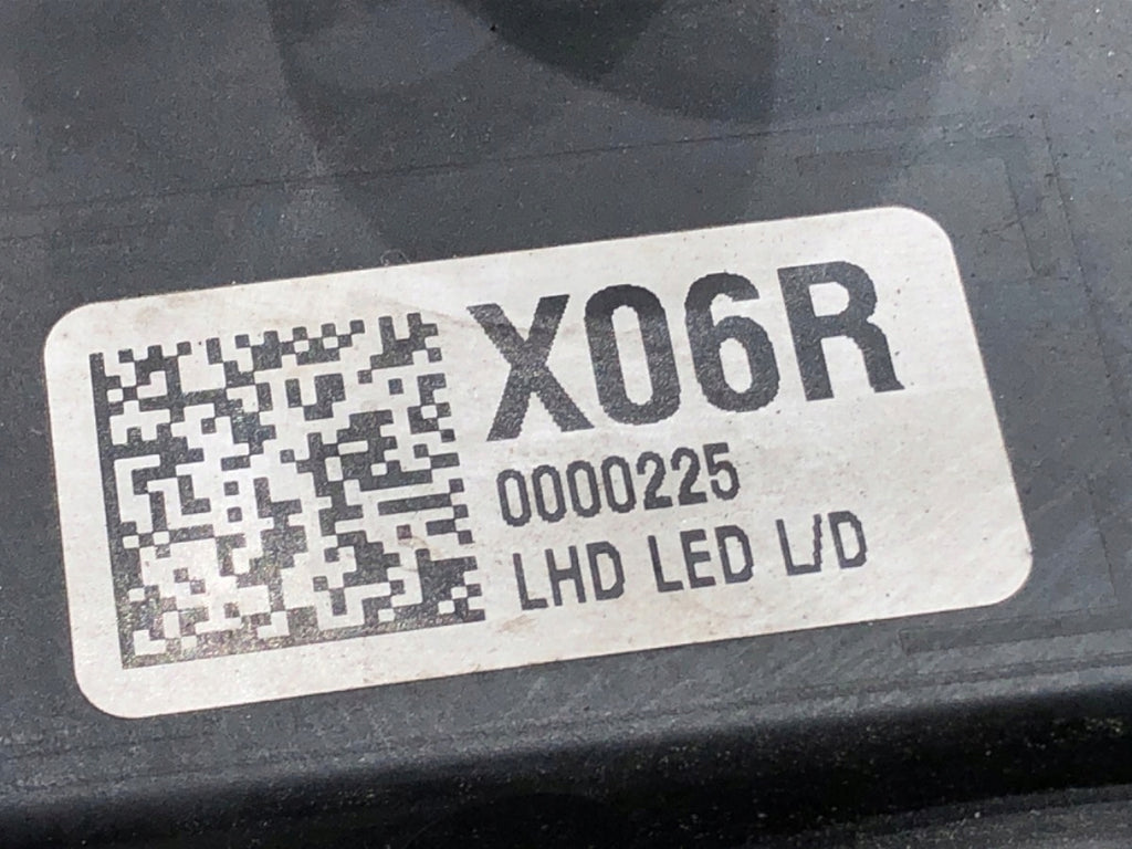 Frontscheinwerfer Hyundai Elantra 729-128261 Ein Stück (Rechts oder Links)