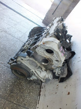 Laden Sie das Bild in den Galerie-Viewer, Motor Mercedes-Benz 612962 2.7 CDI Diesel Engine Unkomplett