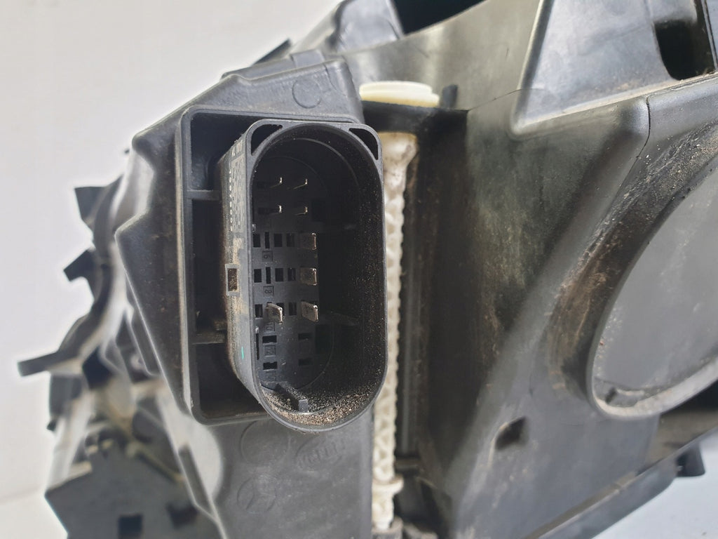 Frontscheinwerfer Mercedes-Benz Coupe A2139066604 LED Rechts Headlight SCH2040015526yq