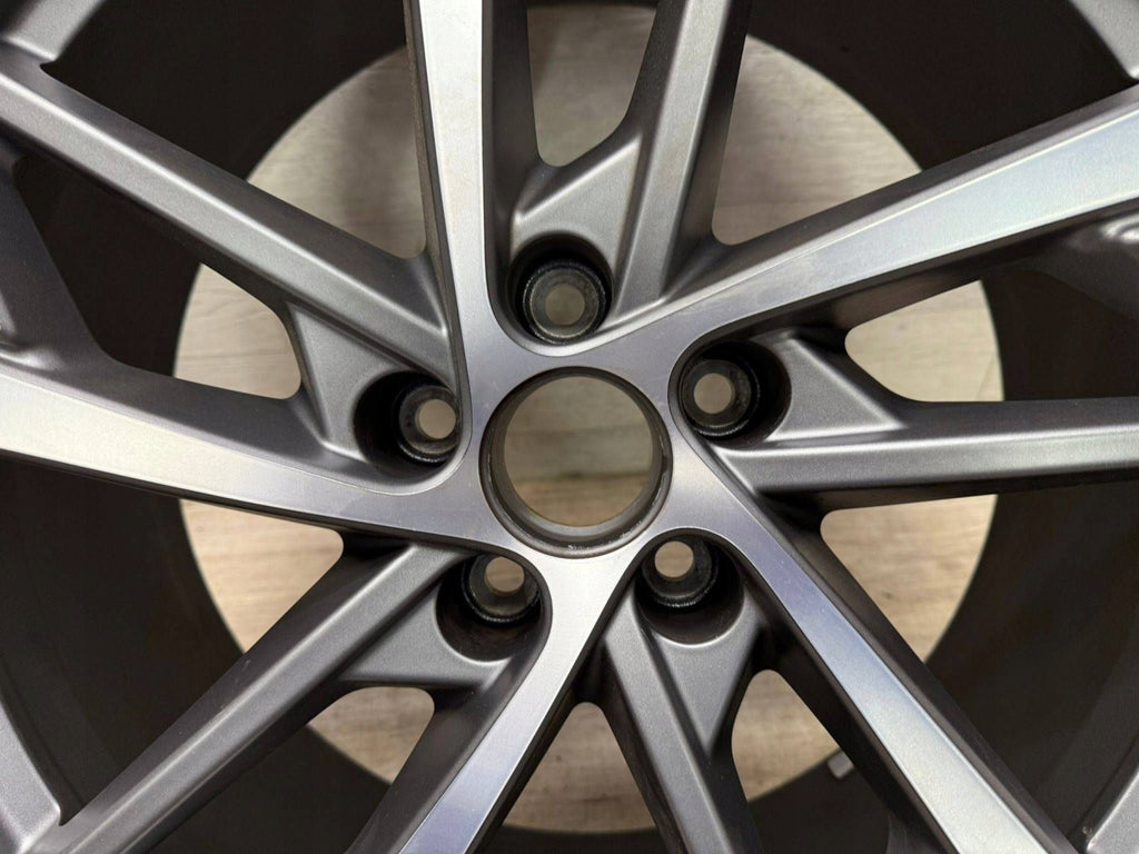 1x Alufelge 19 Zoll 83A601025 Audi Q3 Rim Wheel FEL6333776825mq