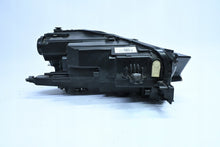 Laden Sie das Bild in den Galerie-Viewer, Frontscheinwerfer Skoda Superb I 3P1941015 LED Links Scheinwerfer Headlight SCH2177980233ev