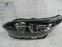 Laden Sie das Bild in den Galerie-Viewer, Frontscheinwerfer Kia Ceed 92101J7051 LED Ein Stück (Rechts oder Links)