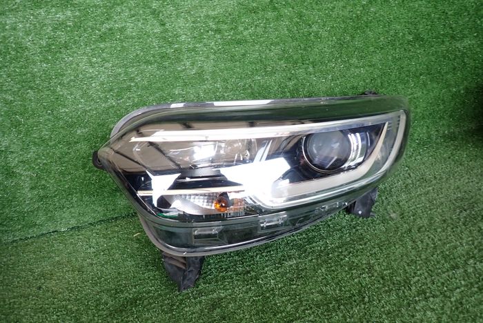 Frontscheinwerfer Renault Kadjar 260605720R Ein Stück (Rechts oder Links) SCH8949876460vs