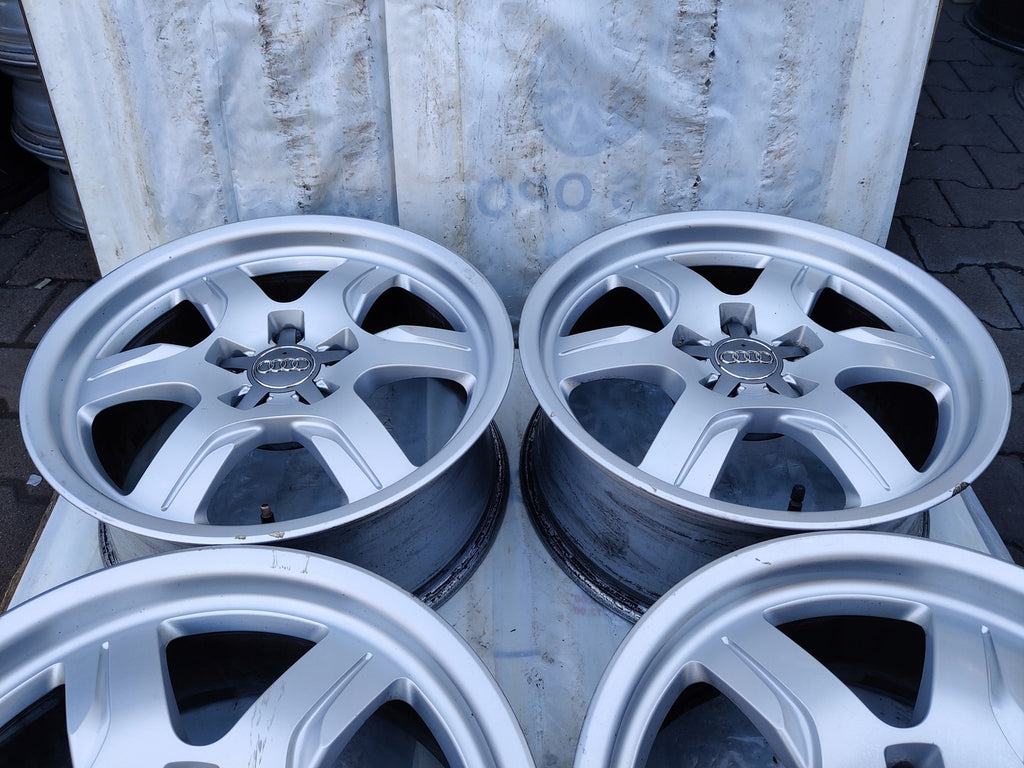 1x Alufelge 17 Zoll 7.5" 5x112 28ET Glanz Silber 8T0601025B Audi A5 Rim Wheel