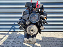 Load image into Gallery viewer, Motor Mercedes-Benz 904922 1999 Diesel Engine Komplett