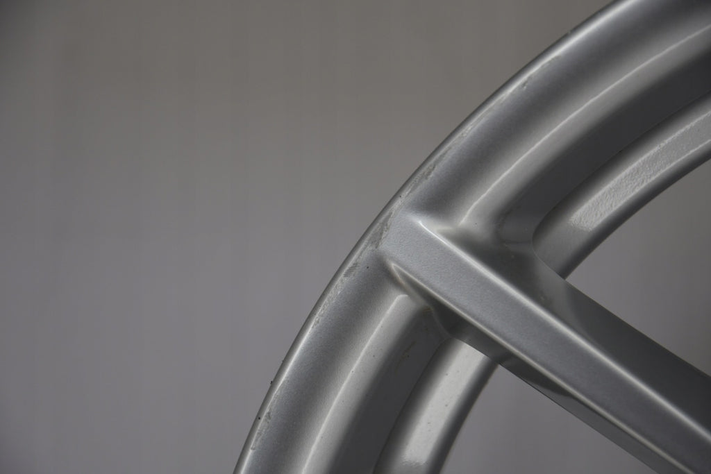 1x Alufelge 18 Zoll 9.0" 5x120 29ET Glanz Silber 2284906 BMW Rim Wheel FEL9493161373ge
